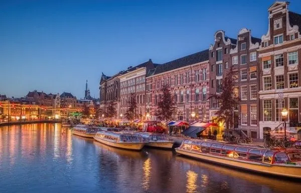 סיילים באמסטרדם 2022